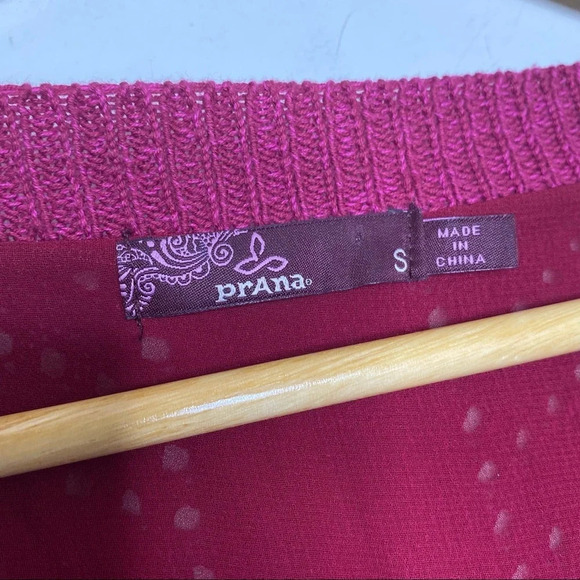 PrAna Plum Red Oversized Chiffon Peplum Underlay Hem Knit Sweater Size Small - Picture 4 of 10